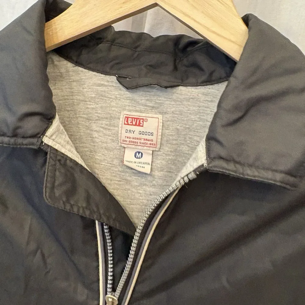 Vintage Levi's Dry Goods Two Horse Black Nylon‎ Coaches Jacket Mens Size Small